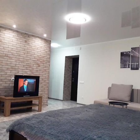 Apartment - Matusevycha Street 2-11 Krivoy Rog Εξωτερικό φωτογραφία